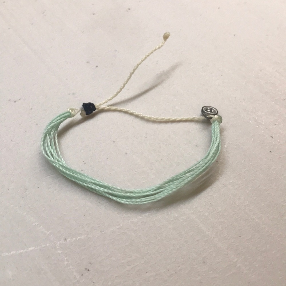 New Pura Vida bracelet